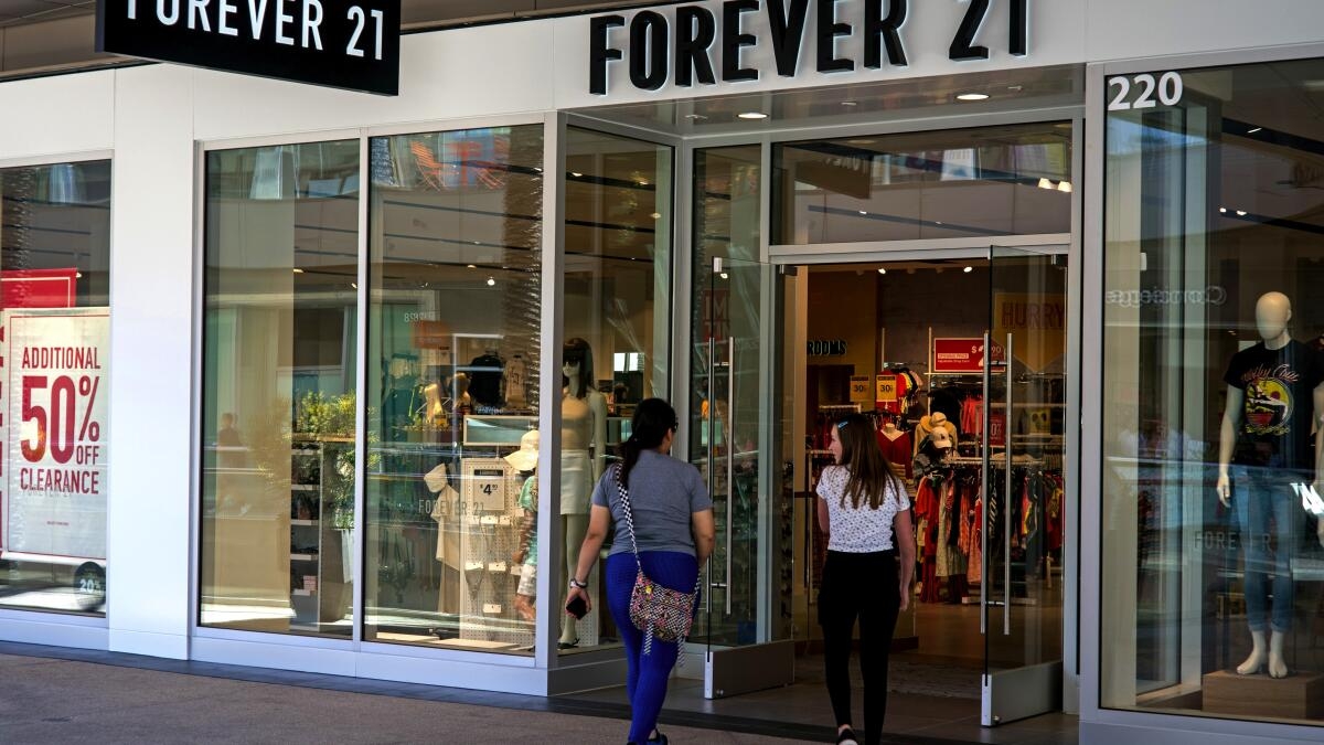 Forever 21 Is Closing Its Headquarters Laying Off Employees Los Angeles Times